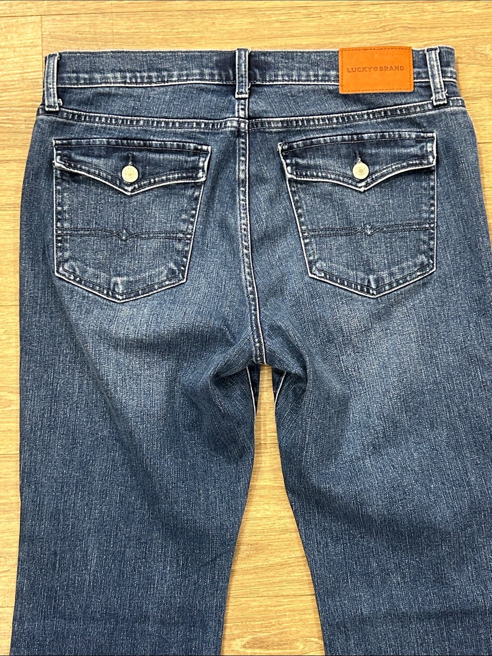 Lucky Brand Sweet Mid Rise Boot Jeans - Picture 7 of 9